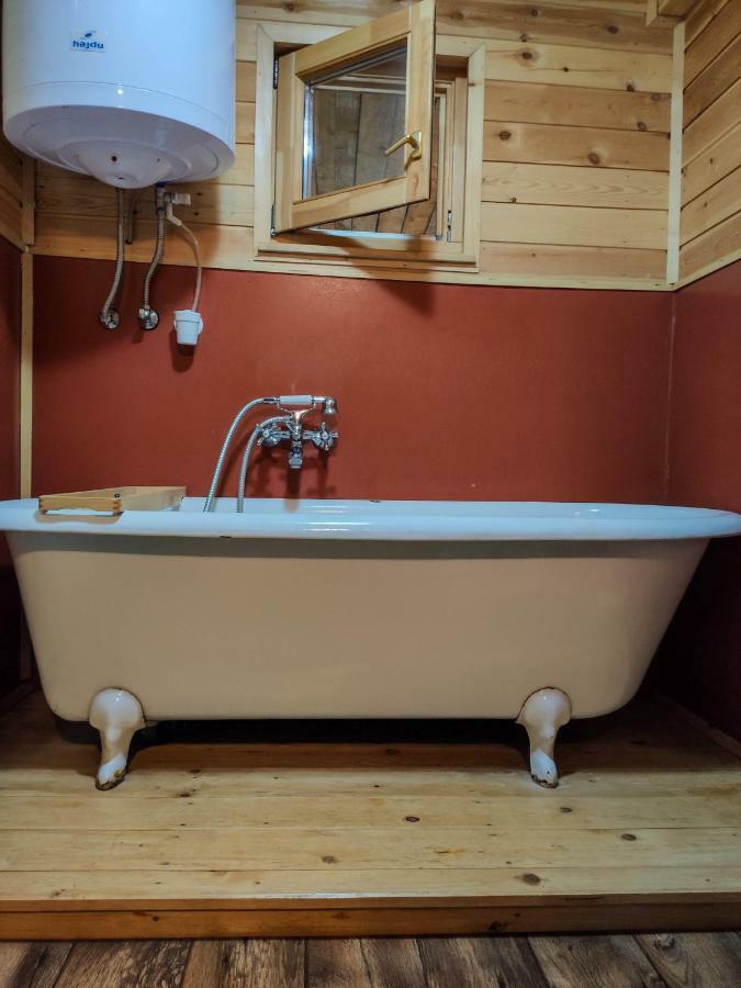 Vackorkert Apartman *